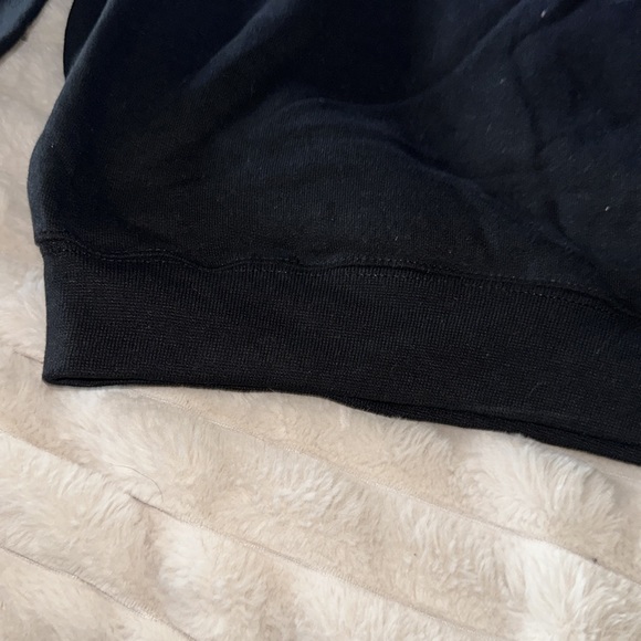 Bitch, don’t kill my vibe small sweatshirt - Picture 4 of 6